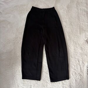 Uniqlo High Rise Barrel Black Pants